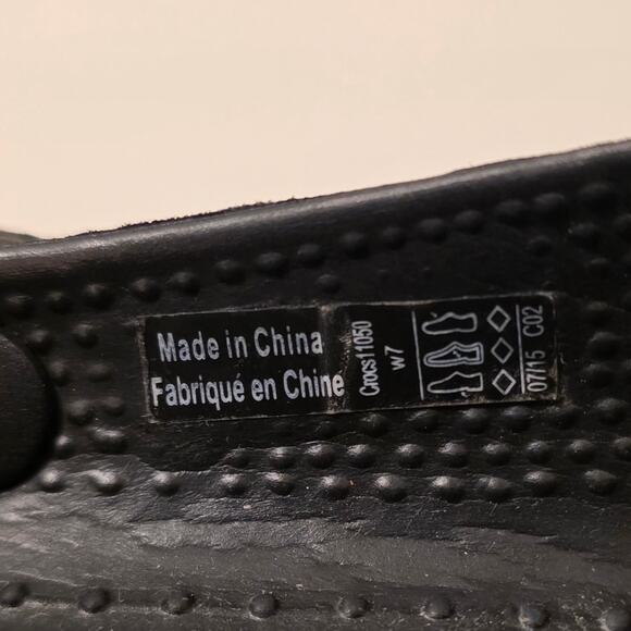 Crocs Alice Work Mary Jane Flats Black Women’s Size 7 Slip Resistant Comfort - Picture 13 of 15